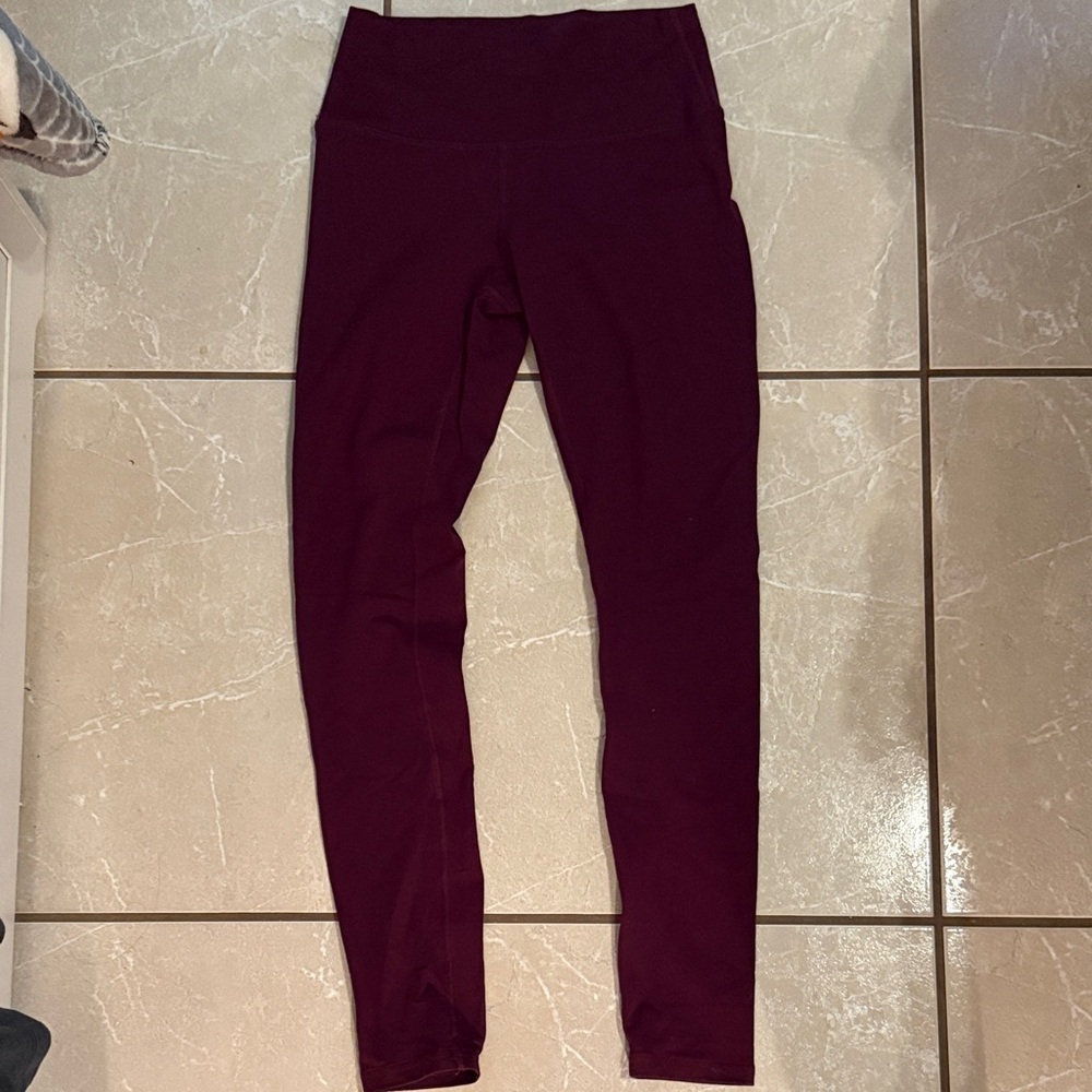 Fleo Burgundy Leggings